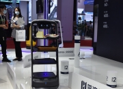 普渡科技与软银机器人达成战略伙伴关系，共推商用服务机器人发展